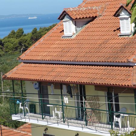 Villa Nefeli Loútsa Zewnętrze zdjęcie