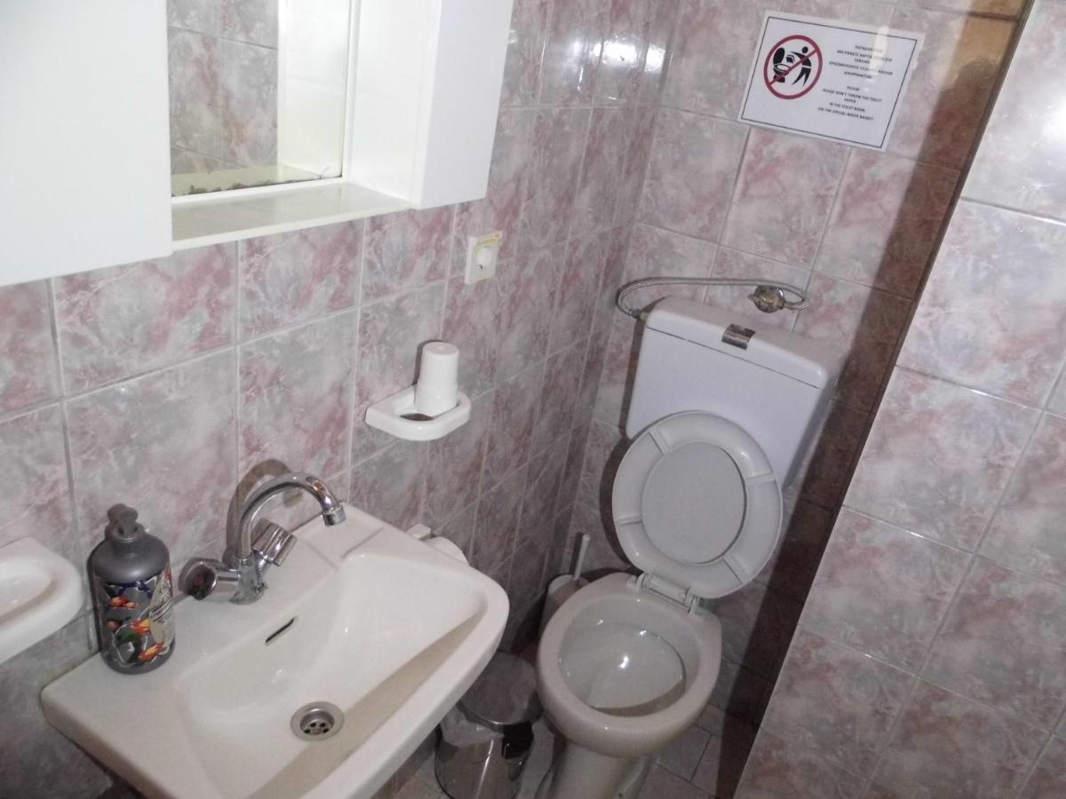 Villa Nefeli Loútsa Zewnętrze zdjęcie